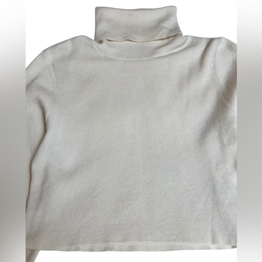 Aritzia Wilfred cream cropped turtleneck sweater, XS, wool-blend Cozy Ski Bunny - Picture 3 of 8